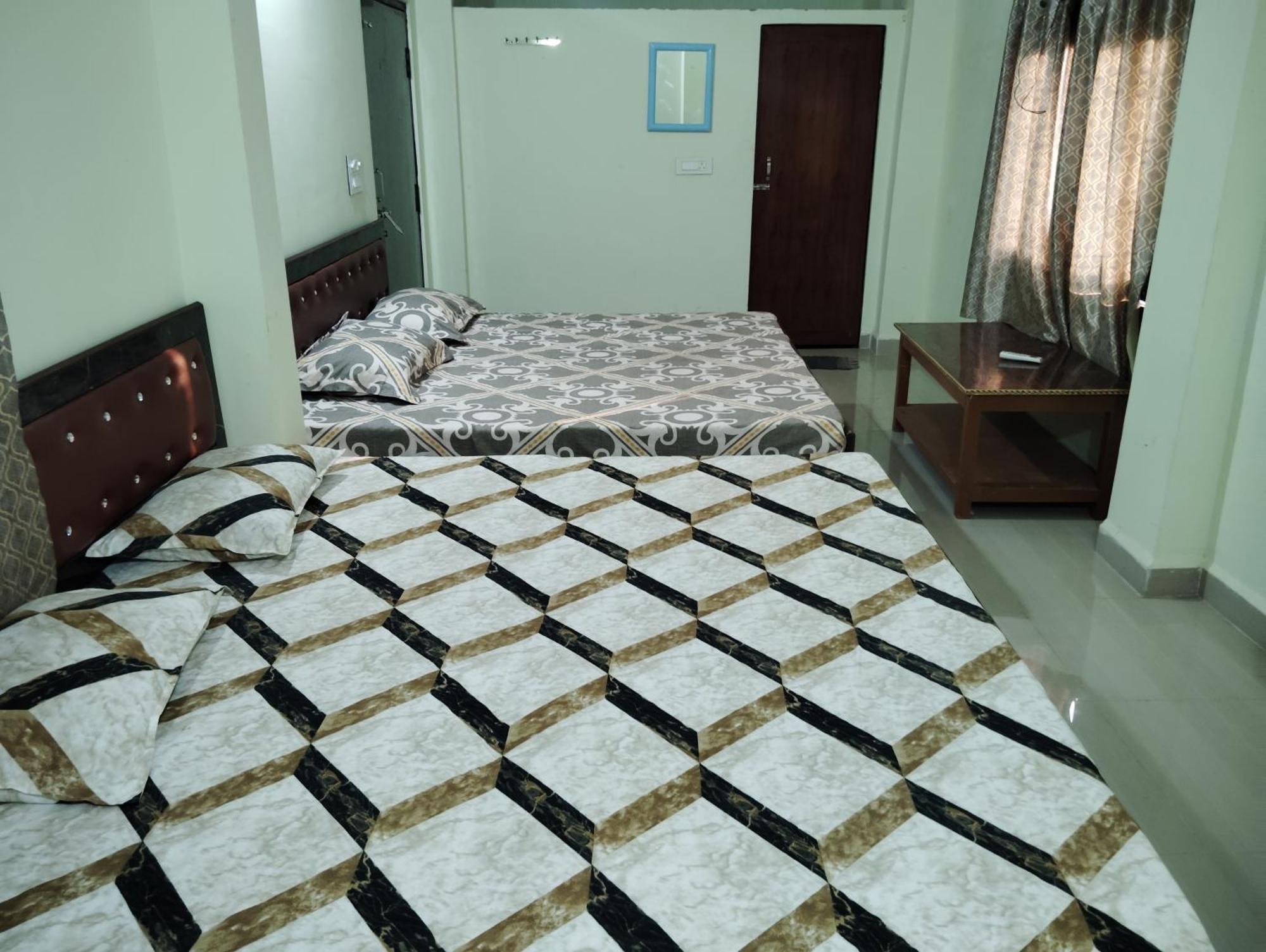 Hotel Shri Ram Palace Rewa ภายนอก รูปภาพ