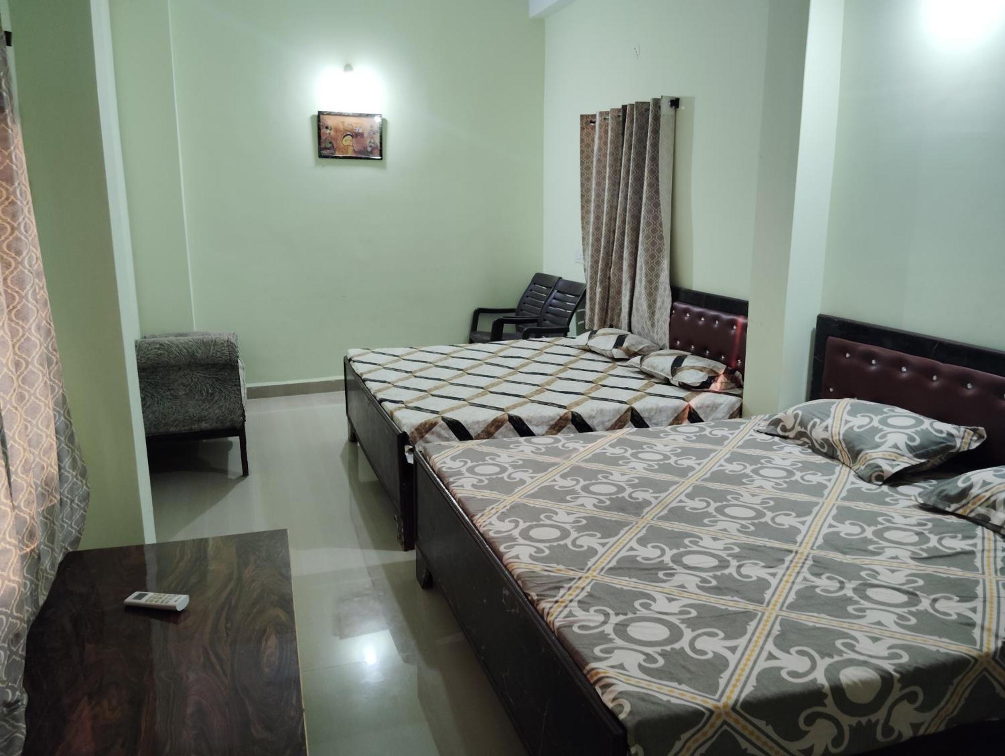 Hotel Shri Ram Palace Rewa ภายนอก รูปภาพ
