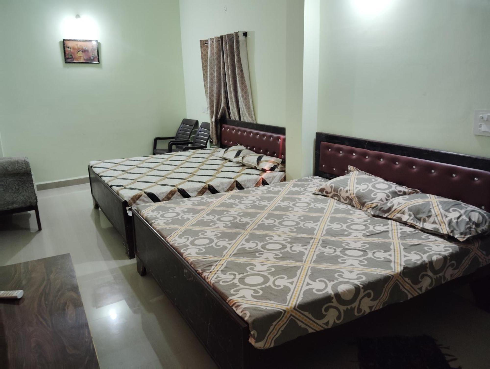 Hotel Shri Ram Palace Rewa ภายนอก รูปภาพ