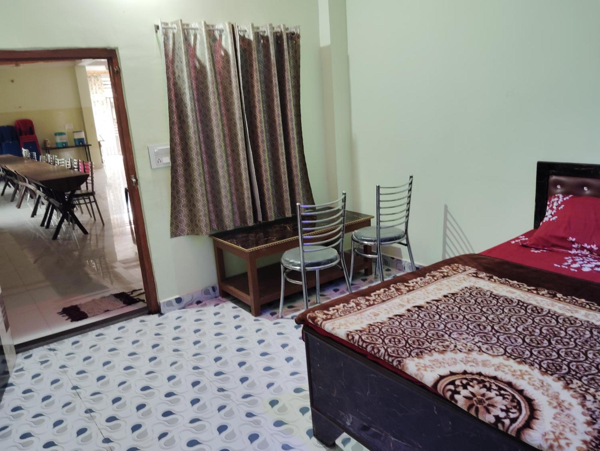 Hotel Shri Ram Palace Rewa ภายนอก รูปภาพ