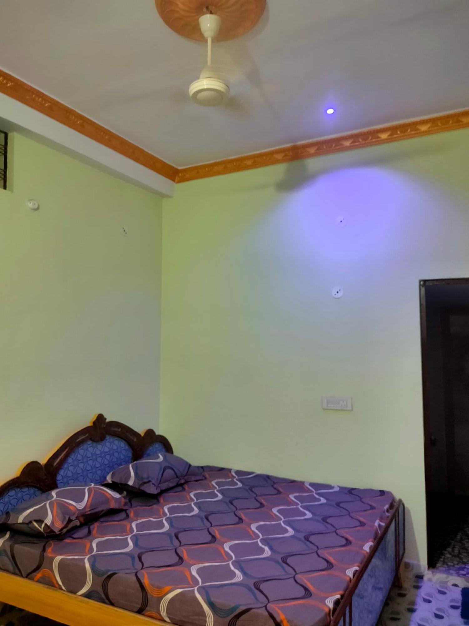 Hotel Shri Ram Palace Rewa ภายนอก รูปภาพ