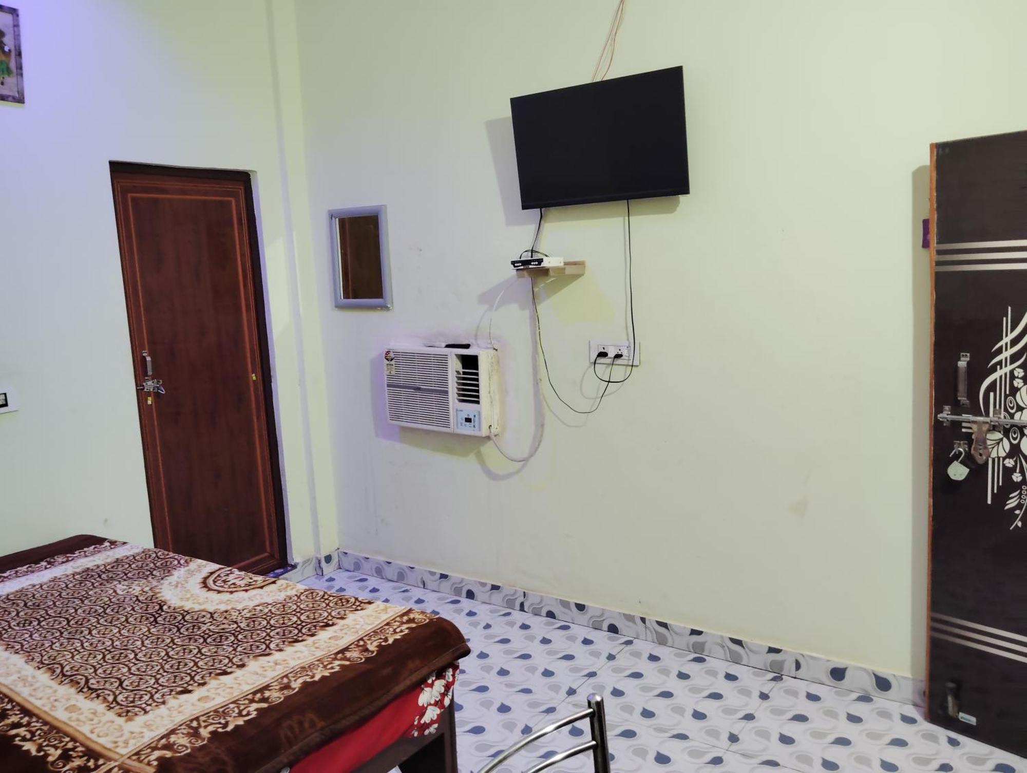 Hotel Shri Ram Palace Rewa ภายนอก รูปภาพ